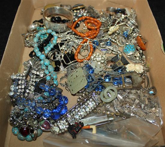 Group of costume jewellery, containing silver etc